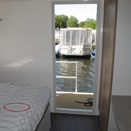 Hausboot Max By Fewo-plan Henn101 Botel