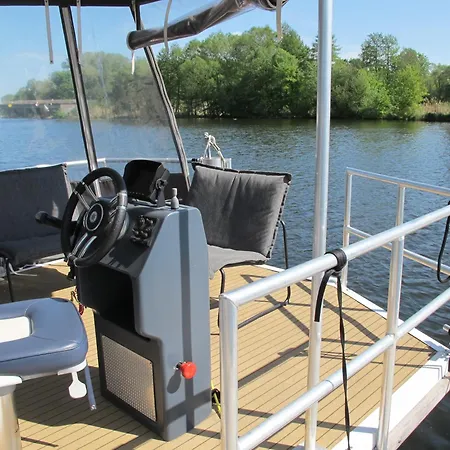 Botel Hausboot Max By Fewo-plan Henn101 Hennigsdorf
