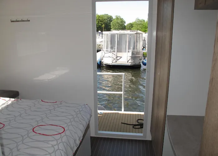 Hausboot Max By Fewo-plan Henn101 Botel